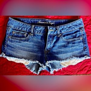 American Eagle shorts Size 8